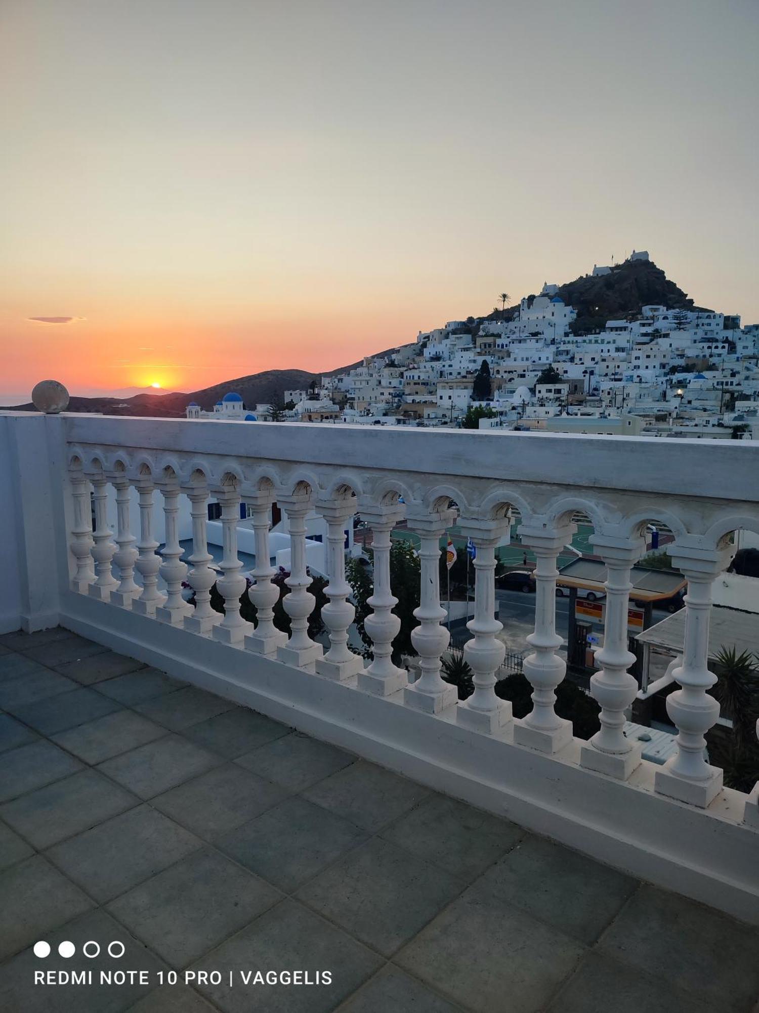 Parthenon Hotel Chora Eksteriør billede