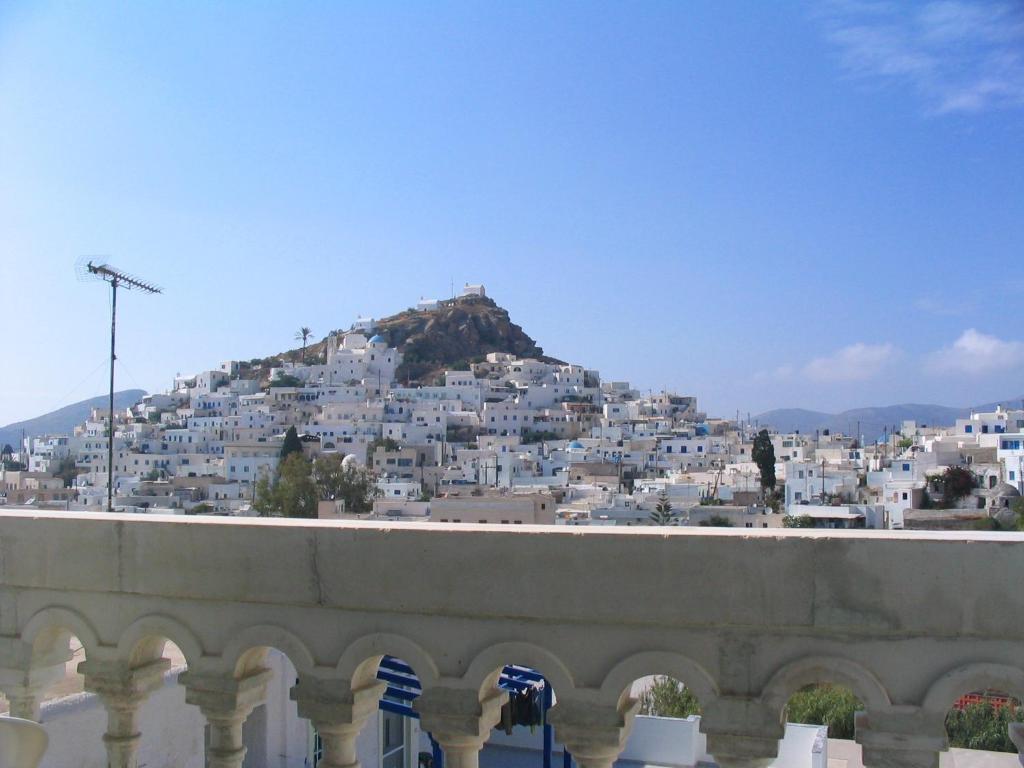 Parthenon Hotel Chora Værelse billede
