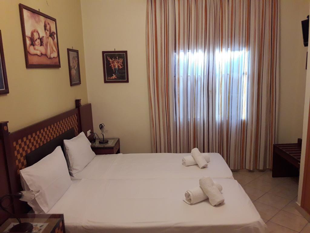 Parthenon Hotel Chora Eksteriør billede